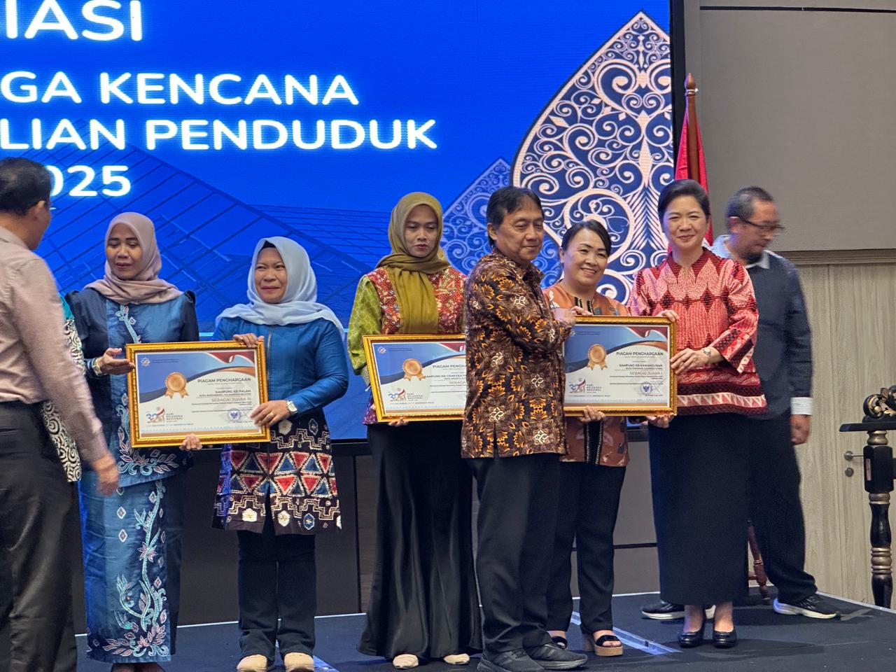 Tomohon Juara Satu Tingkat Nasional Kampung KB Terbaik, Kategori Kota 120 KB 1