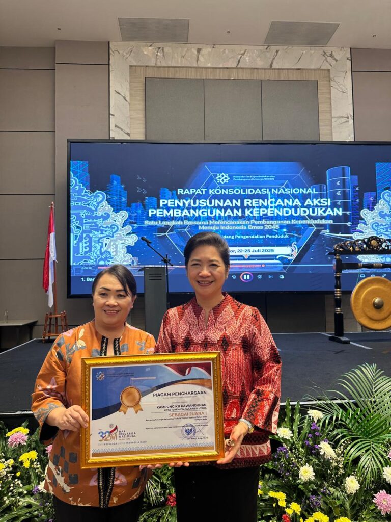 Tomohon Juara Satu Tingkat Nasional Kampung KB Terbaik, Kategori Kota 121 KB 2