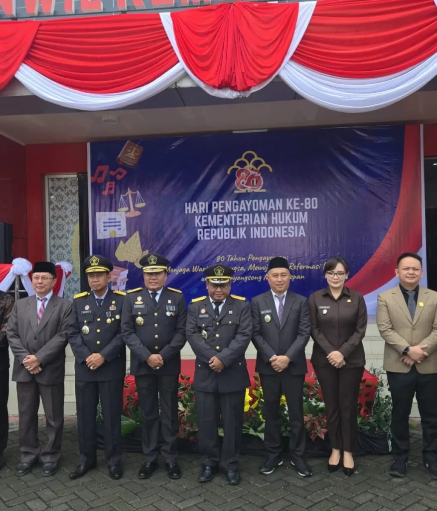 Dapat Penghargaan Penyusunan Produk Hukum, Argo Sumaiku: Ini Motivasi Bagi Jajaran Setda Boltim 122 1000350024
