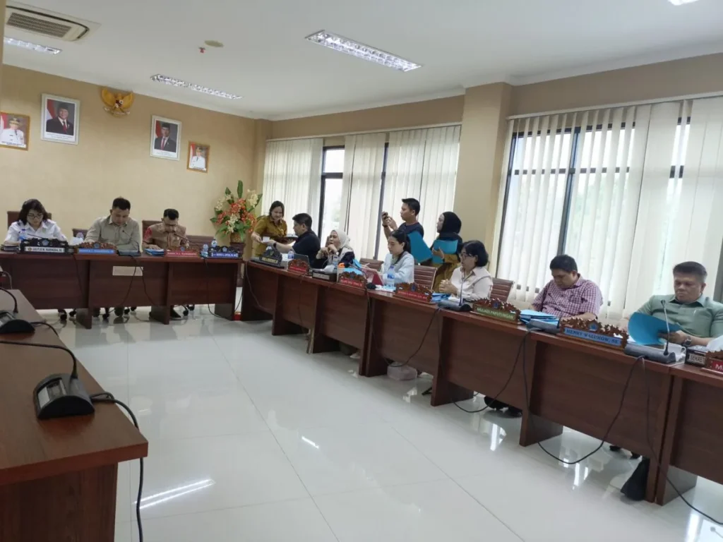 DPRD Sulut Berjuang untuk Warga Saat Bahas APBDP 2025 124 1000573866