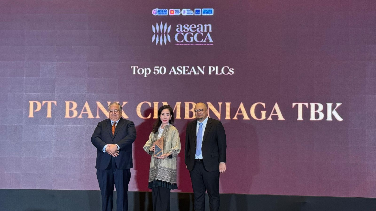 CIMB Niaga Raih Lima Penghargaan di Asian Banking & Finance Awards 2025 120 IMG 20250806 WA0015
