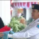 PRABOWO CIUM BENDERA MERAH PUTIH
