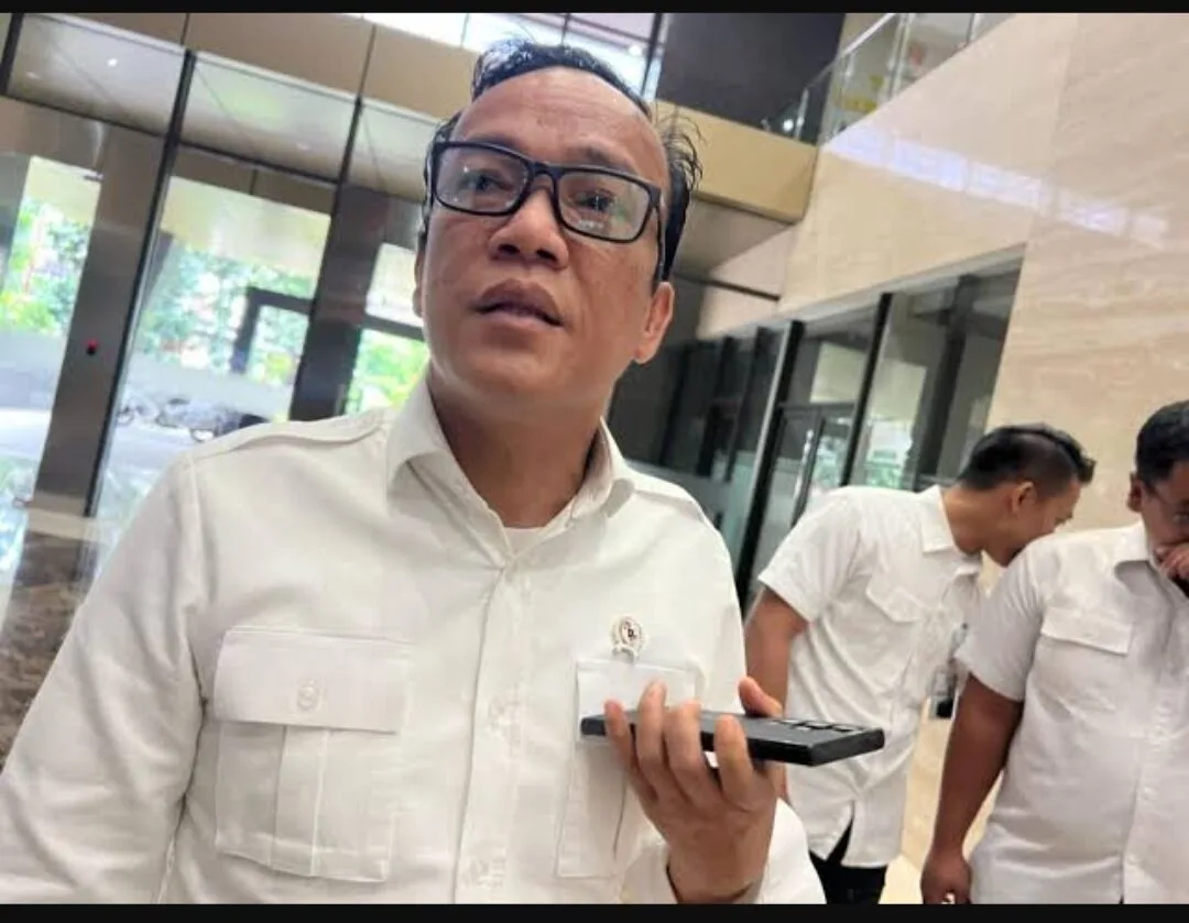 Diduga Terkait Kasus Pemerasan, Wamenaker Immanuel Ebenezer Terjaring OTT KPK 121 Screenshot 20250821 134028