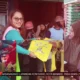 pikk dan srikandi pln up3 tolitoli ajak masyarakat gunakan tas belanja ramah lingkungan