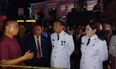 walikkota dan wakil di tkp kebakaran 1