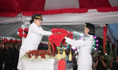 wawali sendy upacara penurunan bendera