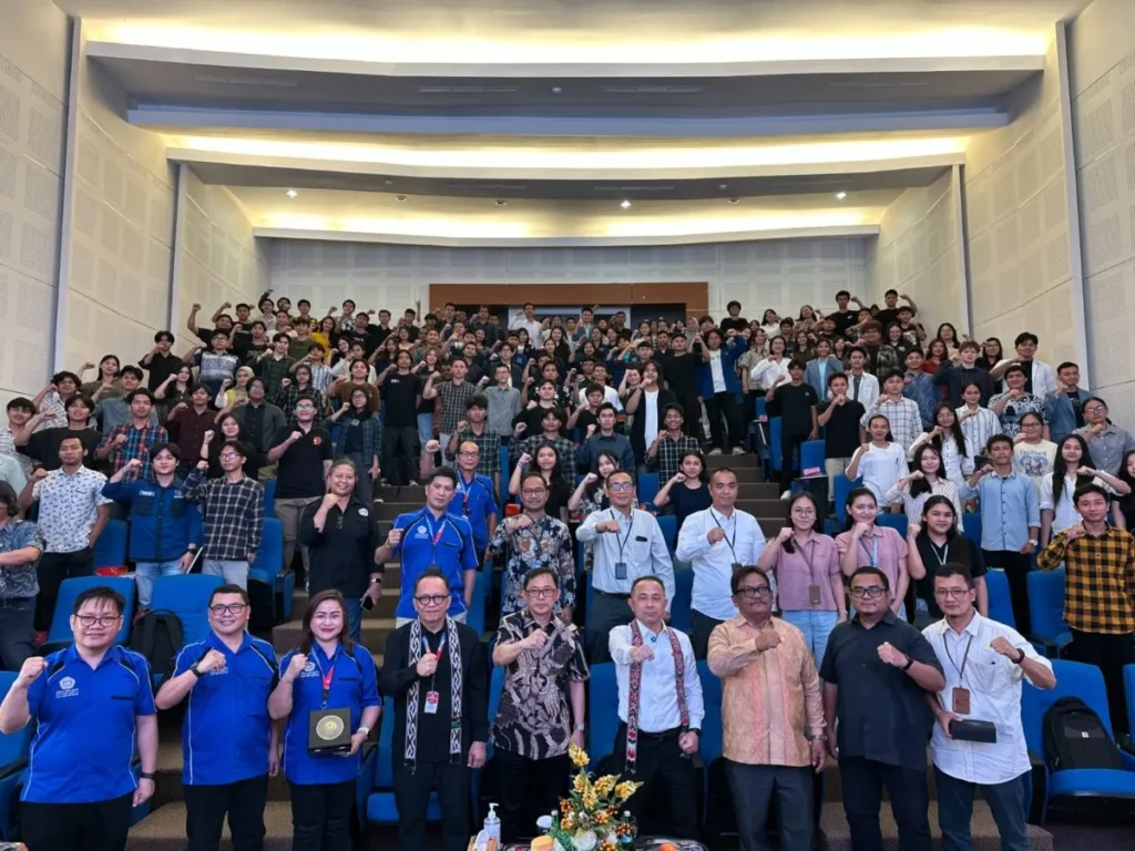 Direktur Manajemen Pembangkitan PLN Ajak Akademisi dan Mahasiswa Sukseskan Transisi Energi 121 1000389967