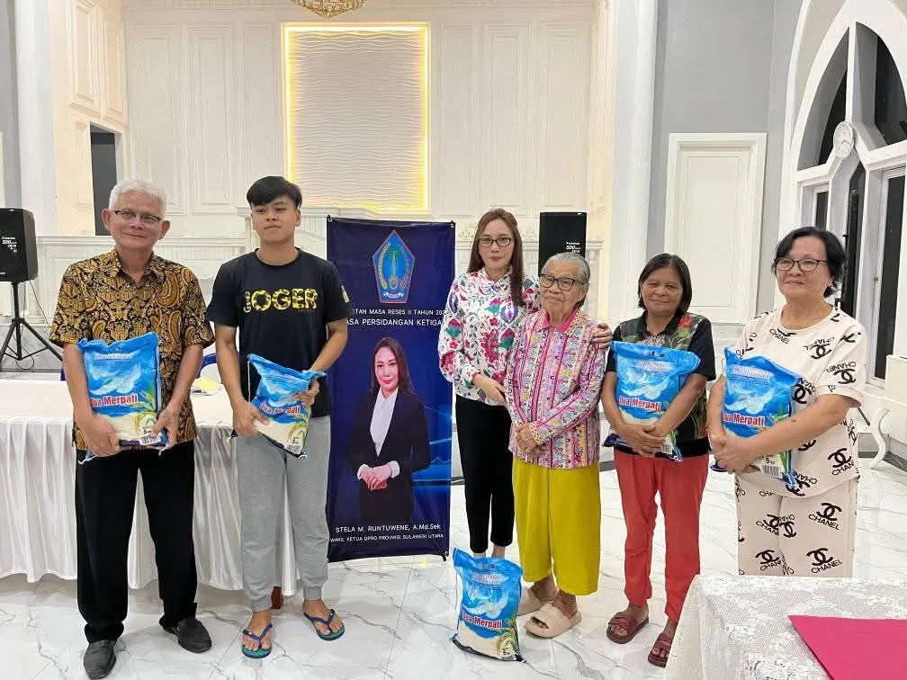 Stella Runtuwene Reses di Tareran dan Amurang Barat, Masyarakat Minta Perhatian untuk Pertanian dan Peternakan 122 1000582342