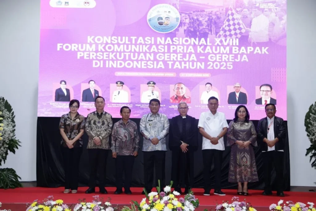 Konas PKB PGI Ke XVIII Dibuka Gubernur YSK, Wali Kota Caroll Senduk Laporkan Peserta Capai 342 Orang Dari 54 Sinode Perwakilan Gereja- Gereja anggota PGI. 134 FOTO BERSDAMA KONAS