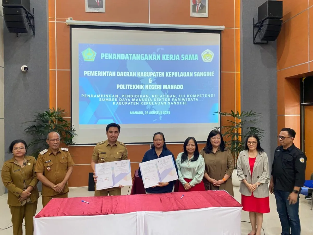 PEMKAB SANGIHE TEKEN MOU DENGAN POLITEKNIK