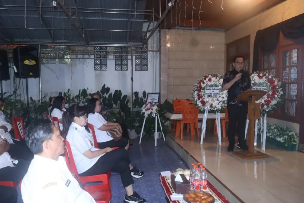 Wali Kota dan Wakil Walikota Melayat di Rumah Duka Keluarga Posumah Simboh 122 duka foto b