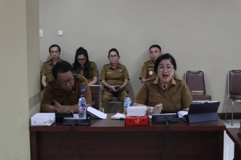 Braien Waworuntu Pimpin RDP Komisi I DPRD Sulut bersama Mitra Kerja 126 1000630664