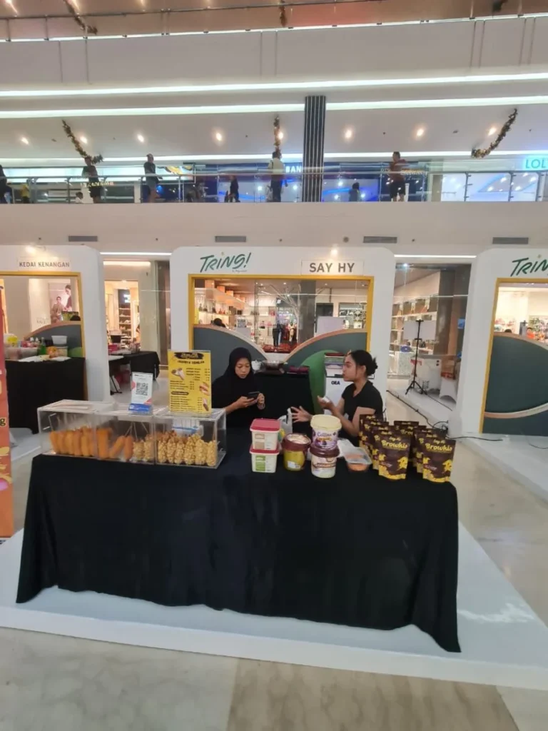 UMKM Binaan Apresiasi Pegadaian, Berkah Promosikan Produk di Festival Tring 121 FOTO PEGADAIAN UMKM TRING