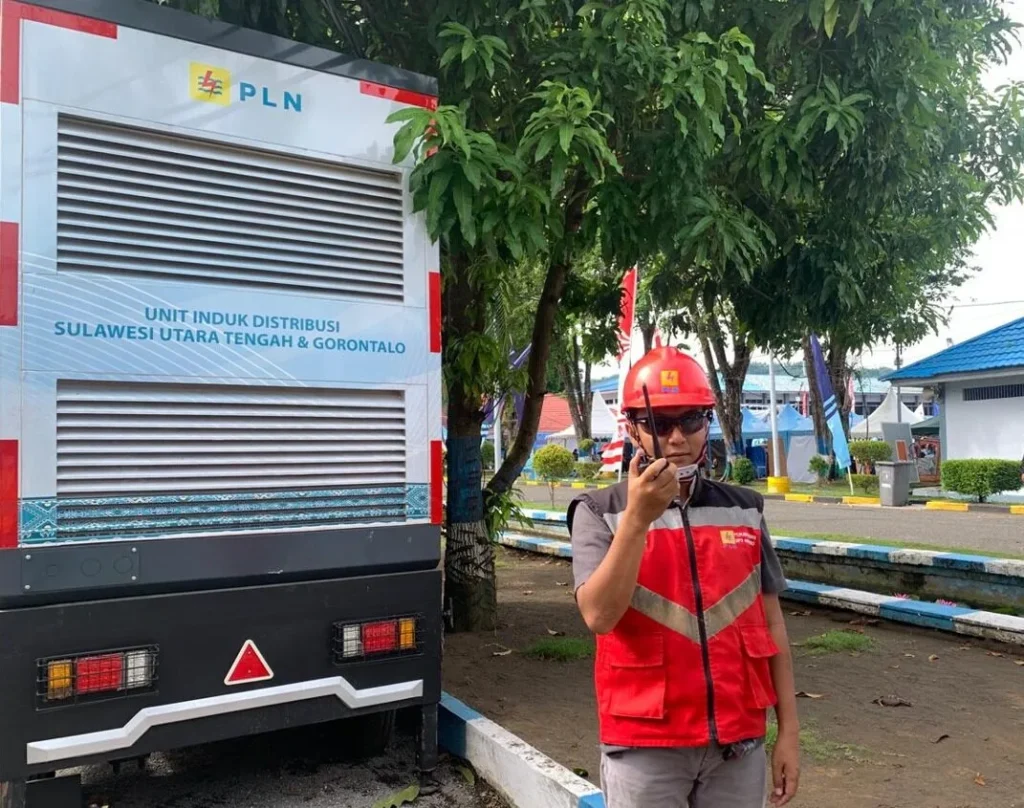 Listrik Andal PLN Sukses Terangi Festival Pesona Selat Lembeh 2025 121 PLN di Festival Selat Lembeh 2 1