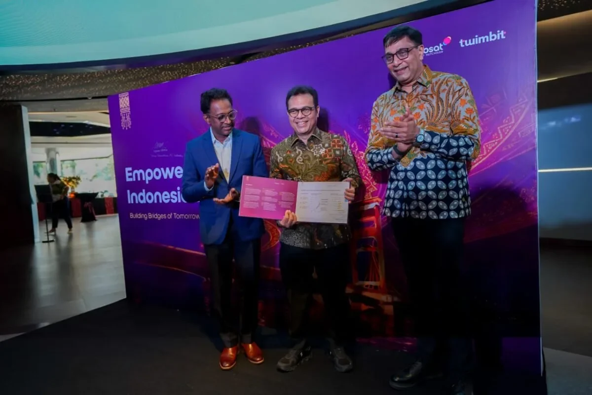 Indosat dan Twimbit Luncurkan Laporan 2025: AI Berdaulat Jadi Fondasi Menuju Indonesia Emas 2045 120 foto A indosat