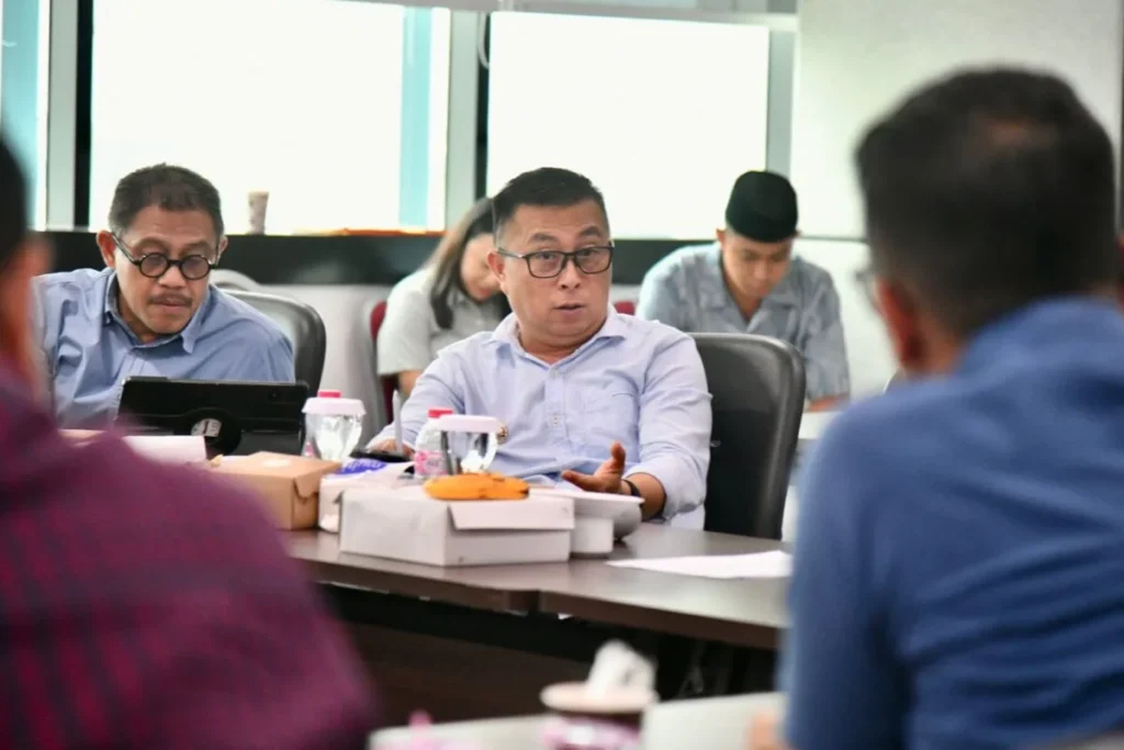 Bahas Ranperda APBD 2026, Bupati Dan Wabup Boltim Pertegas Pengawasan Serta Utamakan Kepentingan Rakyat 122 foto c ranperda boltim