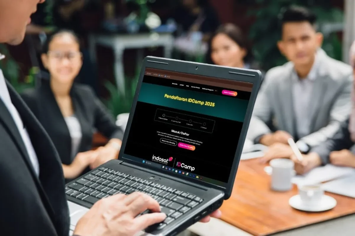 Indosat Ooredoo Hutchison Jawab Kebutuhan Talenta Digital Lewat Kelas AI Gratis di IDCamp 2025 120 indosat foto B