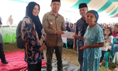 wabup boltim serahkan PKM