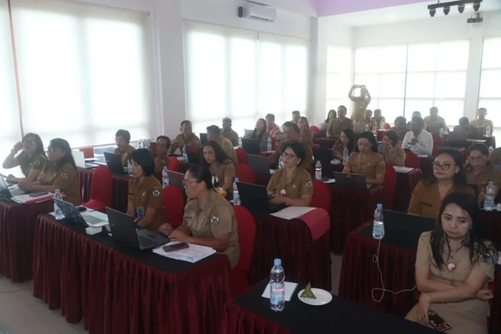 Gunakan Sistem SIKS-NG, Wali Kota Caroll Senduk Warning Operator di Kelurahan Harus Transparan 121 1000441382