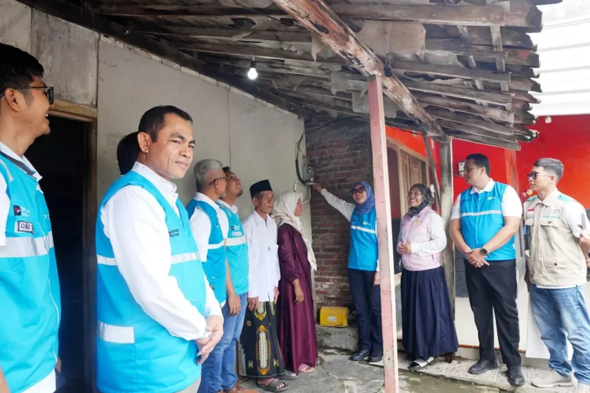 Berbagi Cahaya Menumbuhkan Harapan Demak