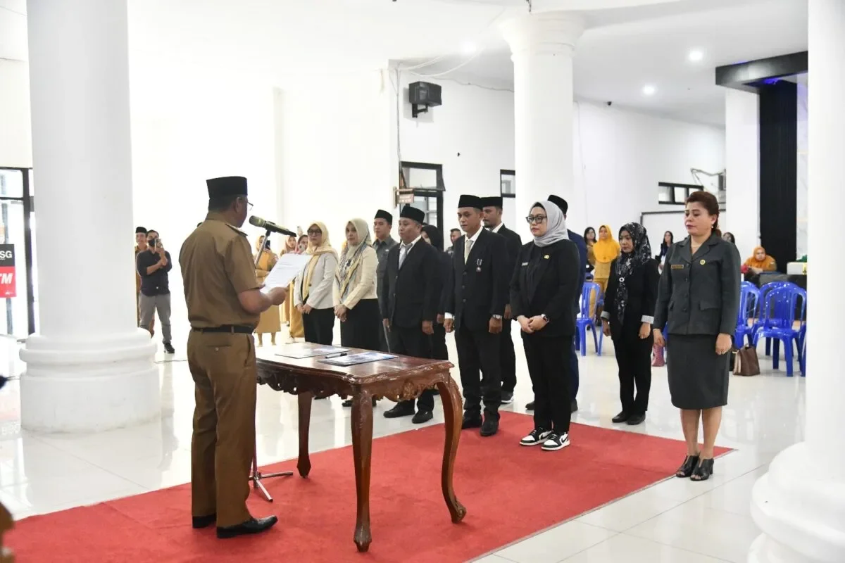 pelantikan pejabat boltim eselon III dan IV