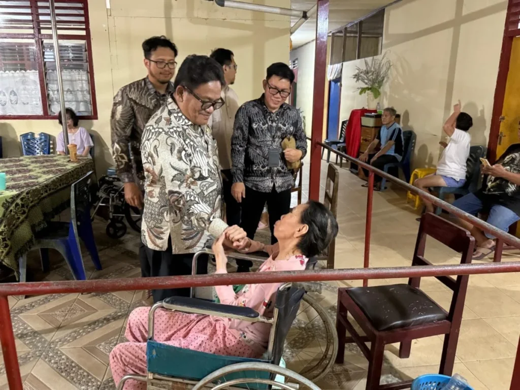 91d41a41 79d6 4f0b 8766 9ec538f04a32