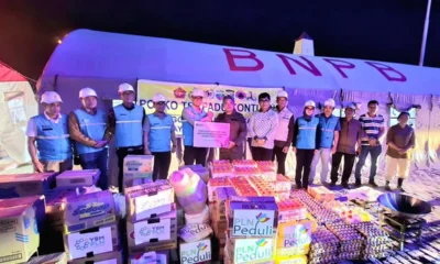 Dirut PLN Serahkan Bantuan Terdampak Banjir Sumut Tapanuli tengah