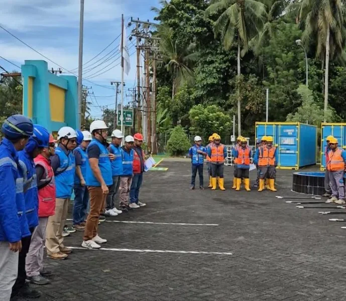 PLN UP3 Manado Gelar Mapalus Pemangkasan 3