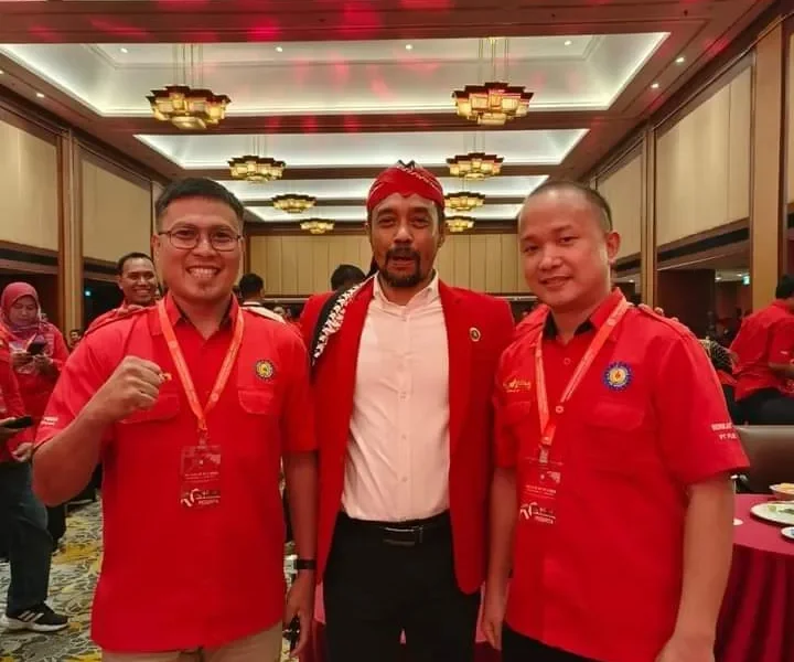 4aed48ff 327f 4080 b830 b614853964e2