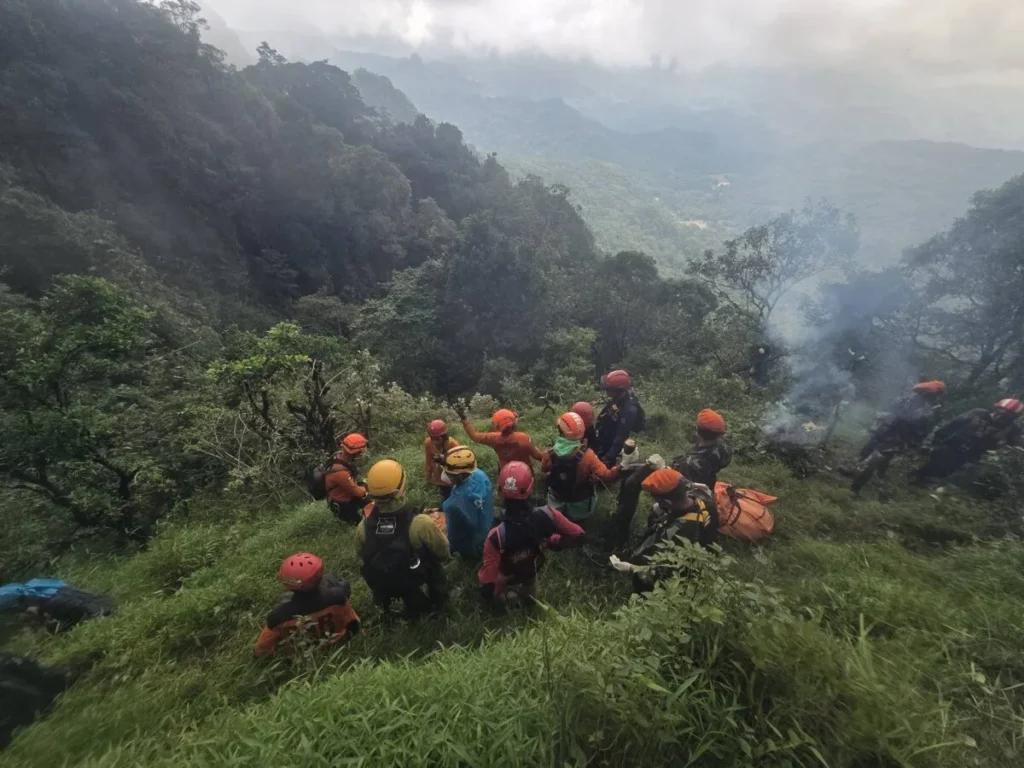 619509324 1279115600906472 2244000576451434194 n