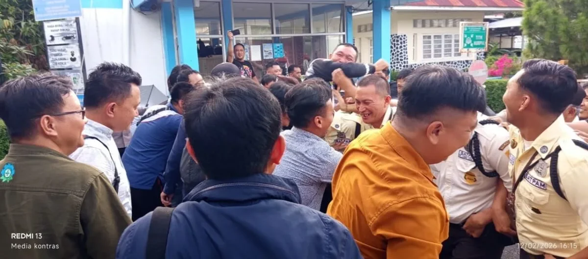 1aabb101 7694 4c06 a788 650a0f99190f