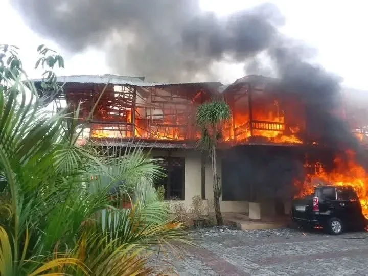 908d0220 36cd 45a8 b05e d90ffd384463