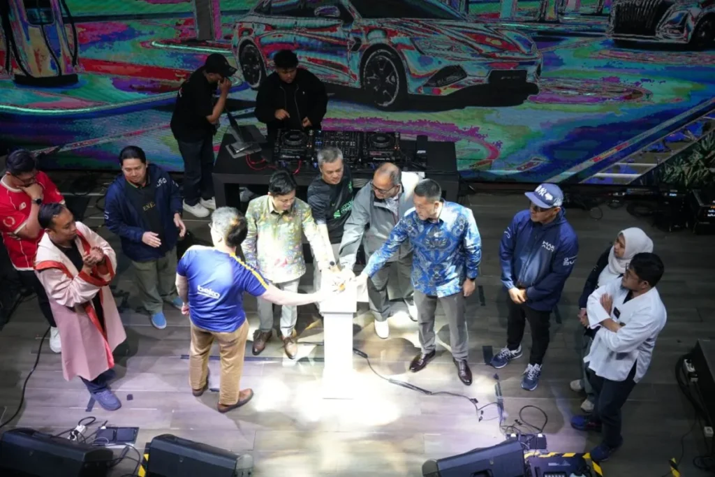 e778e8ce ebe6 4c32 9c7a c408442d9409