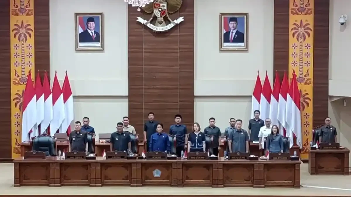 Rapat Paripurna DPRD Sulawesi Utara dalam rangka mendengarkan LKPJ Gubernur