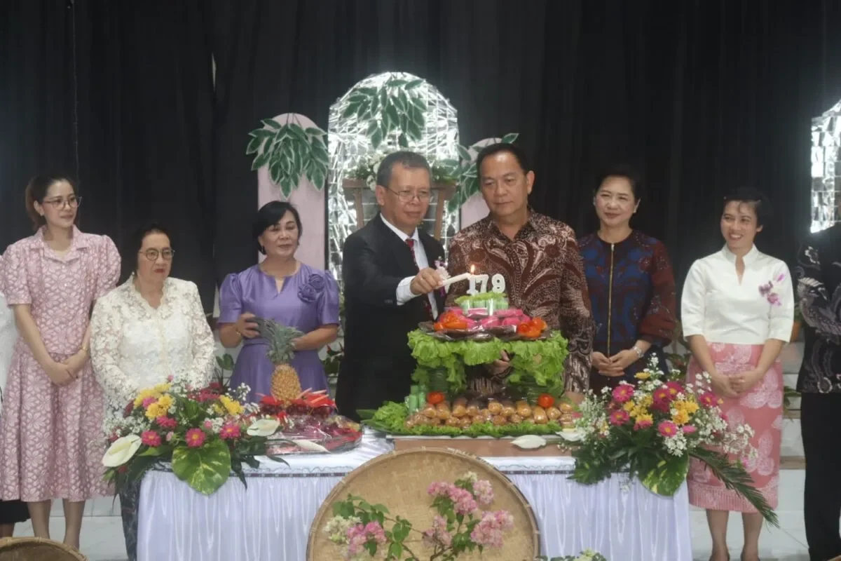 4cf7b5d6 edf9 4ed4 96e9 127a03a36921