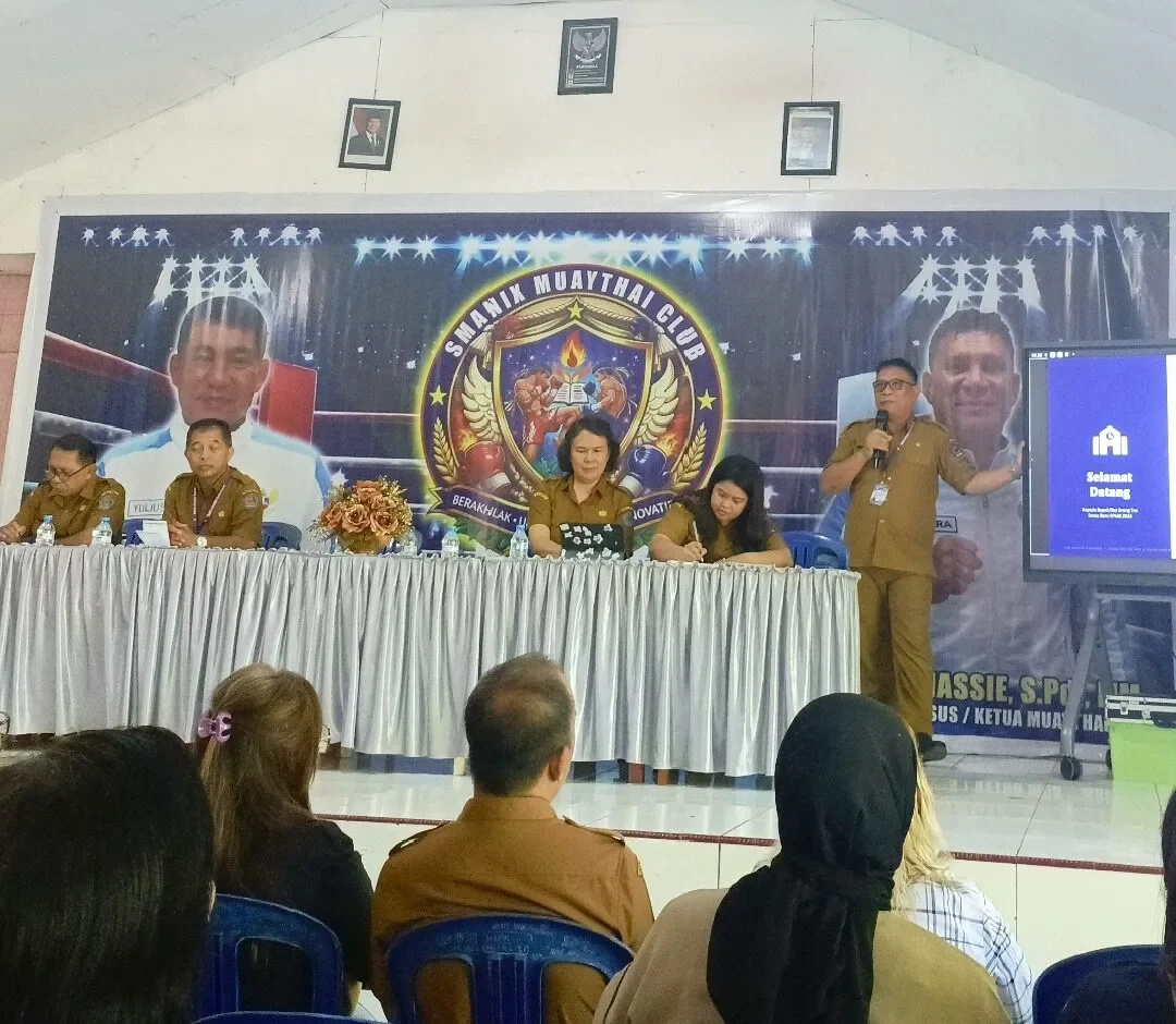 Hendra Massie Uraikan Prestasi SMA Negeri 9 Manado di Hadapan Orangtua Siswa Baru 161 1783350174993
