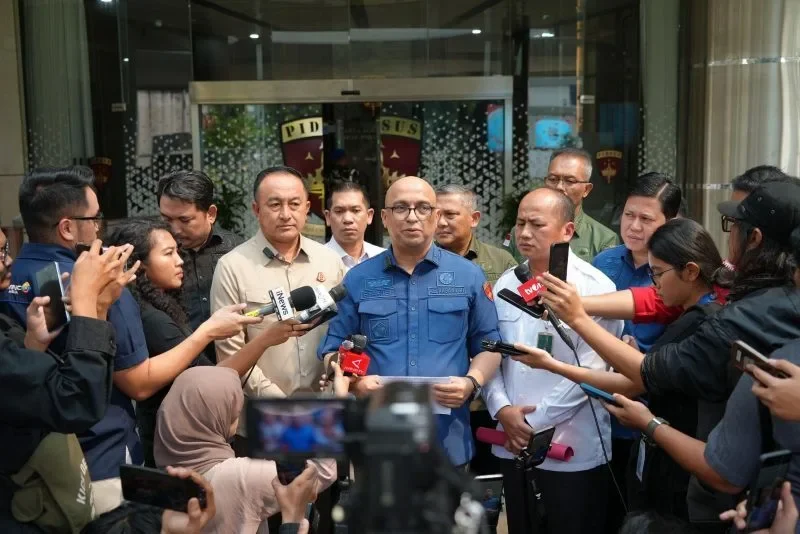 Kejagung Tetapkan Brigjen Lalu Muhammad Iwan Tersangka Dugaan Korupsi MBG ke 7 160 WhatsApp Image 2026 07 02 at 16.47.00
