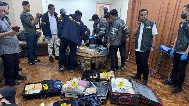 Brankas Uang Rp476 M dan Emas 74 Kg Disita, Buntut Korupsi PLN-ASABRI 161 barang bukti penggeledahan di cipete 1783529352160 169