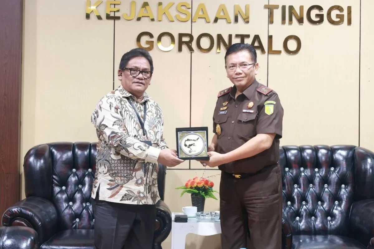 Bahas Program Strategis Kelistrikan, GM PLN UID Suluttenggo Audiensi Dengan Kajati Gorontalo 161 f74fe230 6827 410a a8fc 18ea8b9ba750