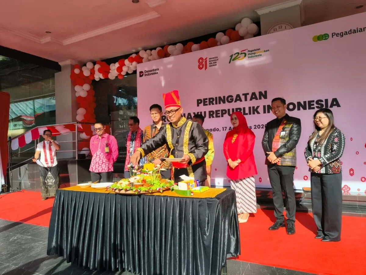 Insan Pegadaian Kanwil V Manado Gelar Upacara HUT ke-81 RI, Maksum Bacakan Amanat Dirut 166 368c15e3 30b4 4ea6 9a00 31720f8fba4f