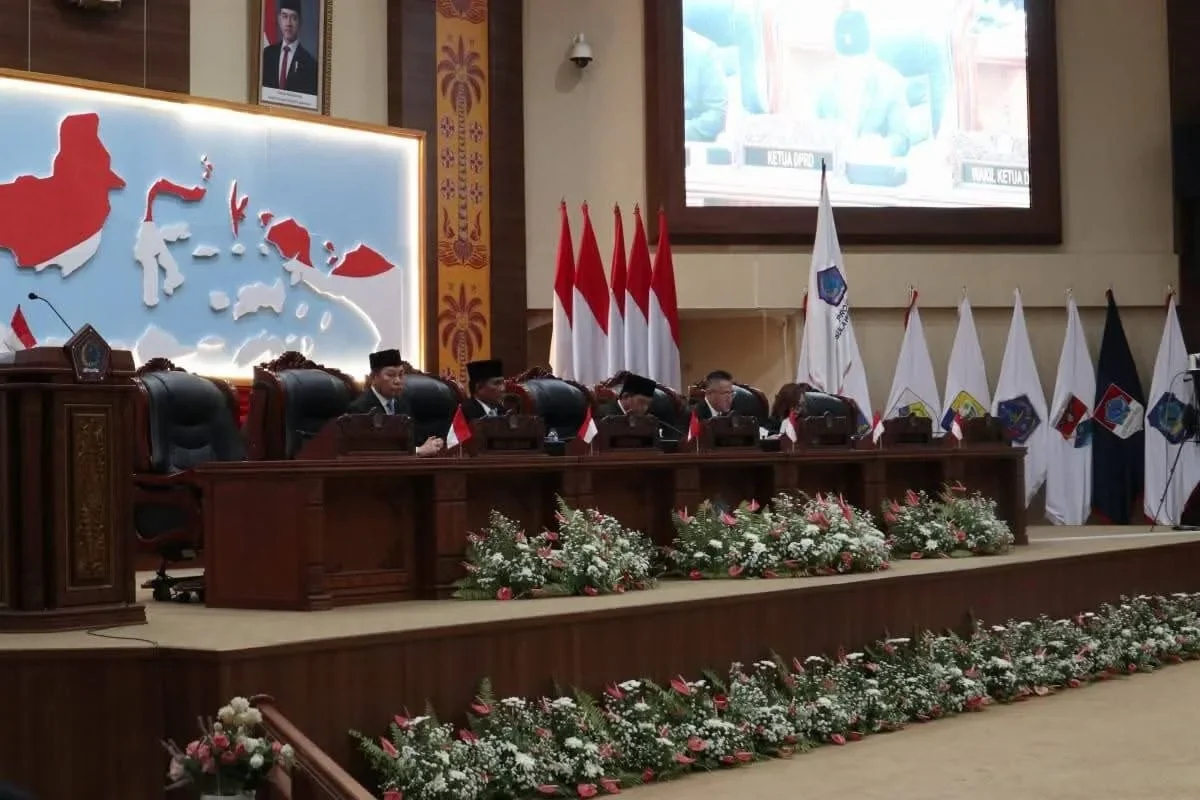 DPRD Sulut Gelar Rapat Paripurna Mendengarkan Pidato Presiden Peringatan HUT ke-81 Tahun 166 FB IMG 1787552750916
