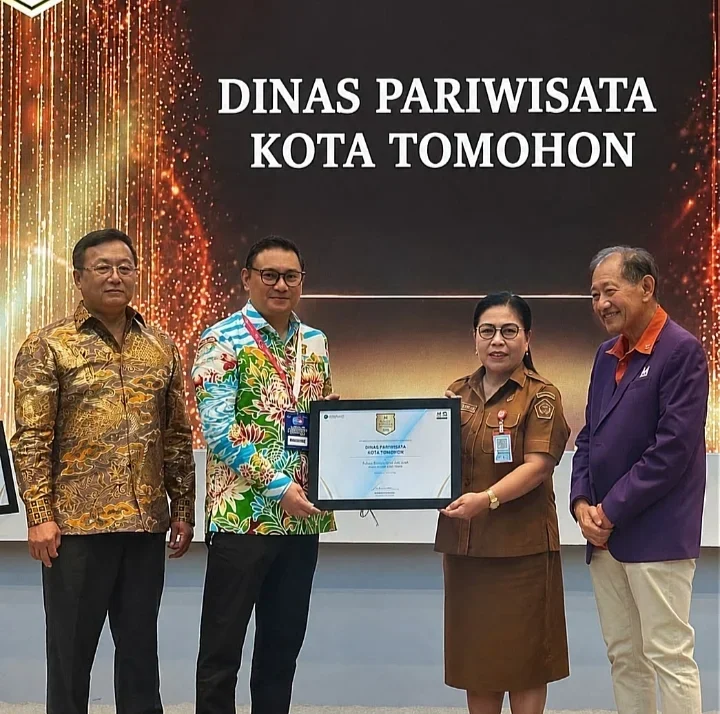 Tiga Tahun Berturut, Pemkot Tomohon Raih Penghargaan Public Service of The Year 166 IMG 20260811 210951