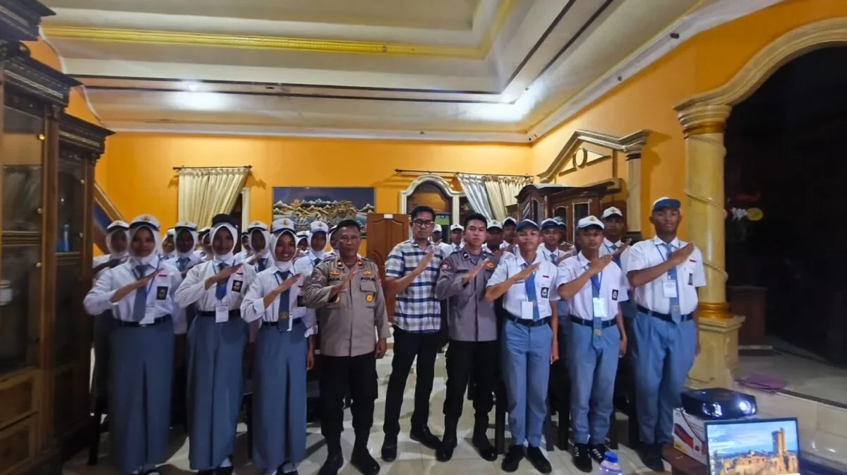 Polres BOLTARA Bina Paskibraka. Santoso Ajak Pemuda Jaga Keamanan dan Ketertiban 166 Polres BOLTARA Bina Paskibra