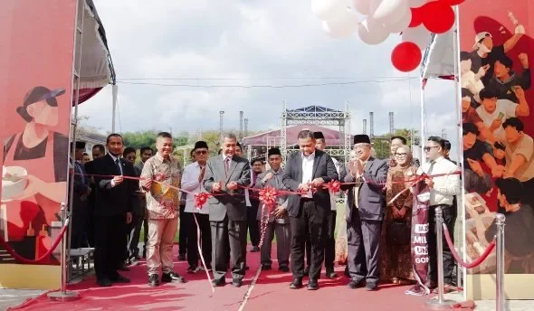 CIMB Niaga Syariah Perkuat Literasi dan Inklusi Keuangan Digital di UNIDA Gontor 166 cimb niaga