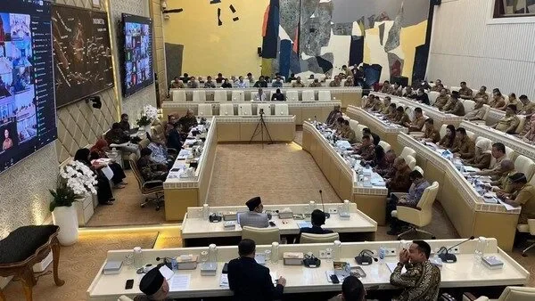 RDP Komisi II DPR RI, Gubernur Yulius Soroti Empat Persoalan Strategis Pertanahan di Sulut 167 rapat komisi ii dpr dengan gubernur sulawesi utara sulut yulius selvanus 1789451293728 169