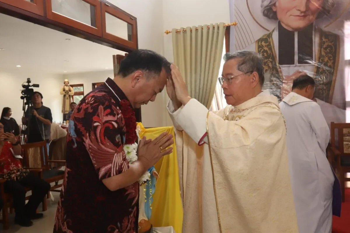 Resmikan Senior Living St. Yohanes Maria Vianney Keuskupan Manado, Wali Kota Caroll Senduk Diberkati Uskup Mgr Rolly Untu 165 1d277857 bea4 45f2 9cf6 0e517ce8c34f