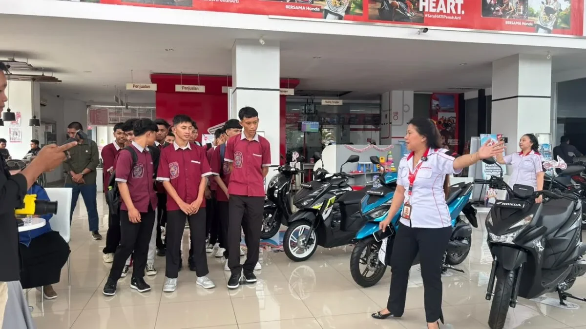 PT DAW Fasilitasi Kunjungan Industri SMK Mitra, Perkuat Sinergi Dunia Pendidikan dan Industri Otomotif 165 3190d5d9 5992 4f06 b426 c2b30ec5e120