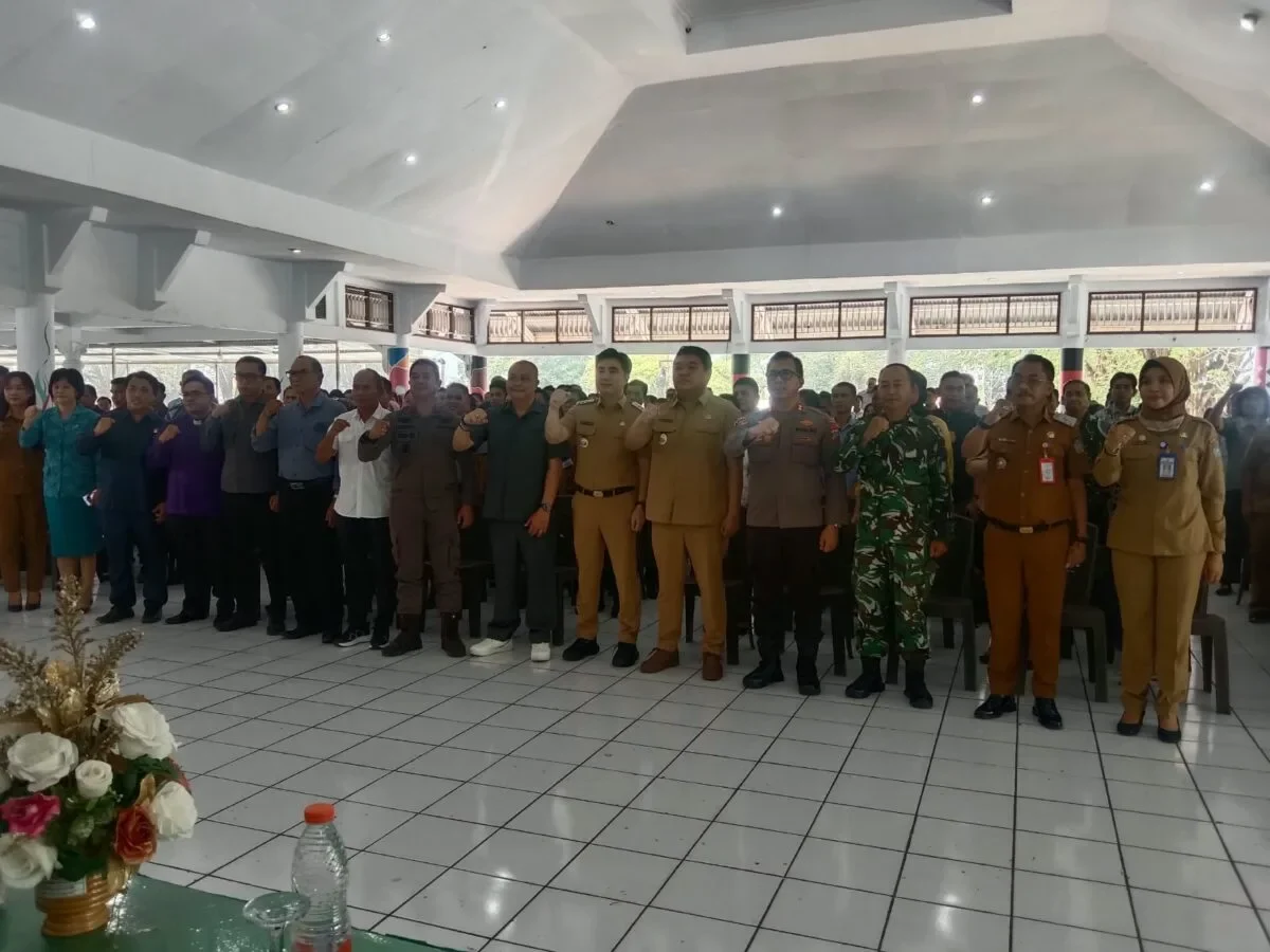 Bupati Thungari Kukuhkan Komitmen Damai 304 Calon Kapitalau di 117 Kampung: Adu Gagasan, Bukan Adu Kebencian 165 IMG 20261006 WA0026